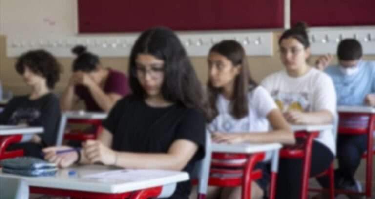 lisede-skandal-kurallar-tepki-cekti-valilik-sorusturma-baslatti-mI3O2IEq.jpg