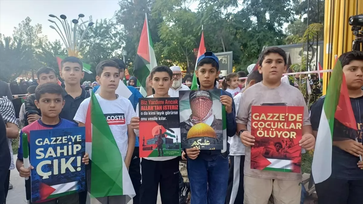 batmanda gazze icin destek eylemi Prdsg4TX