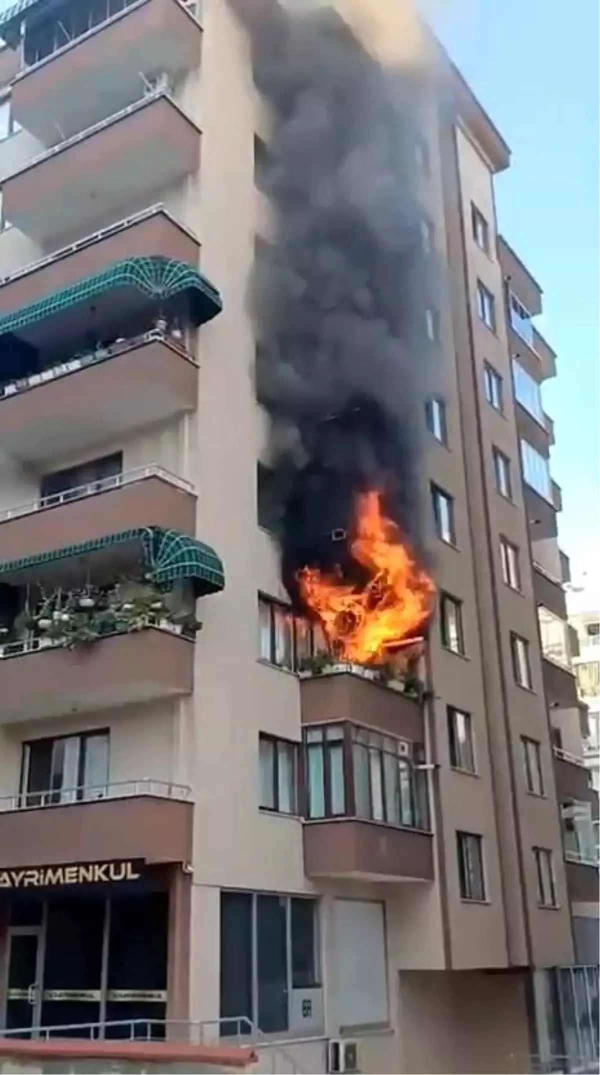 bursada mutfakta yangin panigi 1Izei6SO