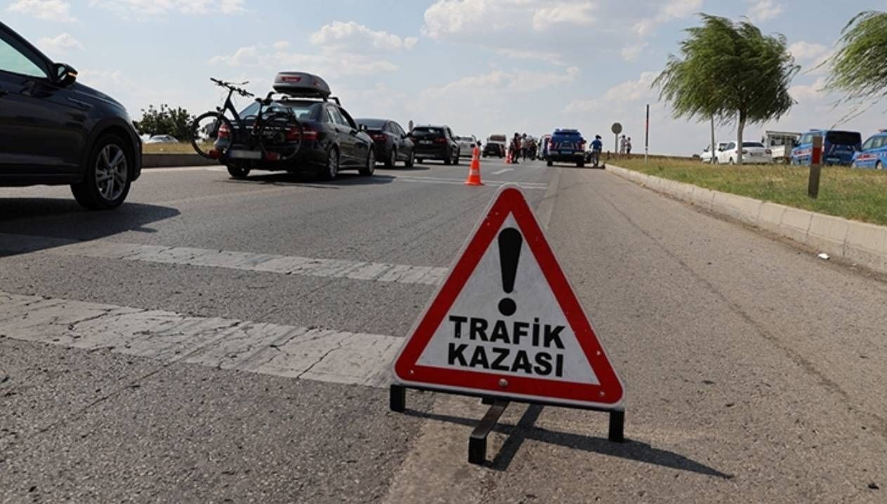 cankirida belediye otobusu ile minibus carpisti yaralilar var fDjEImwy
