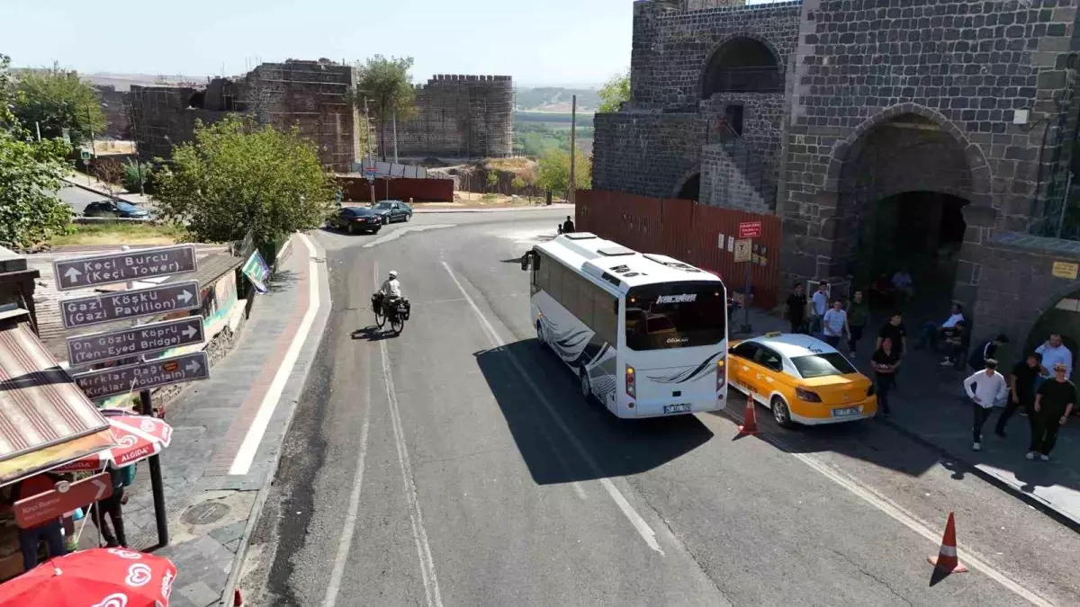 burak ozbekin macerasi japonyaya bisikletle yolculuk 7pYGcvIk