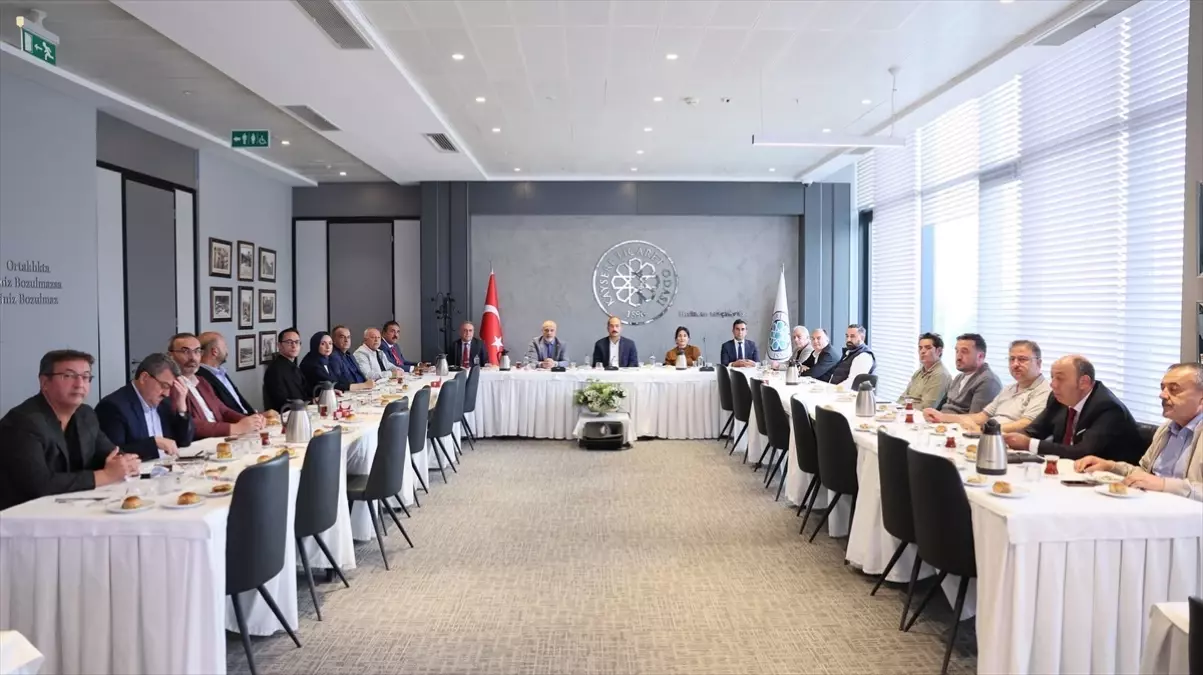 sgk ve ktodan is dunyasina bilgilendirme toplantisi Xu56k9ZC