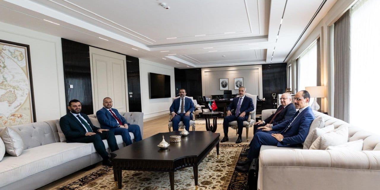 turkiye ve suriye arasindaki ankarada yapilan toplanti sona erdi KePfFQ4p.jpg
