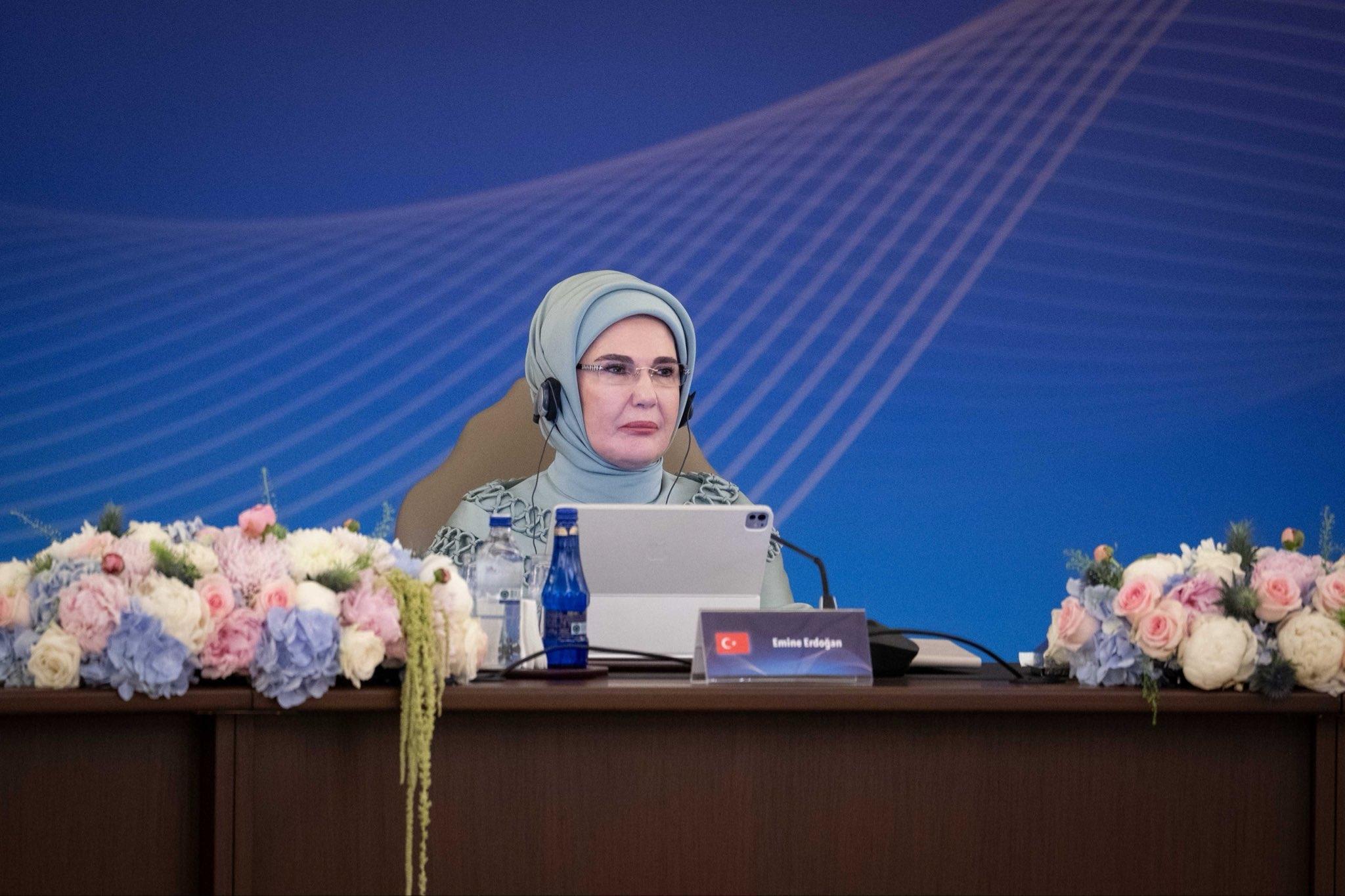 Emine erdoganin nato marjinda bulusturdugu lider esleri cocuklar teknoloji ve guvenlik konusunu ele aldi jsefIj6P