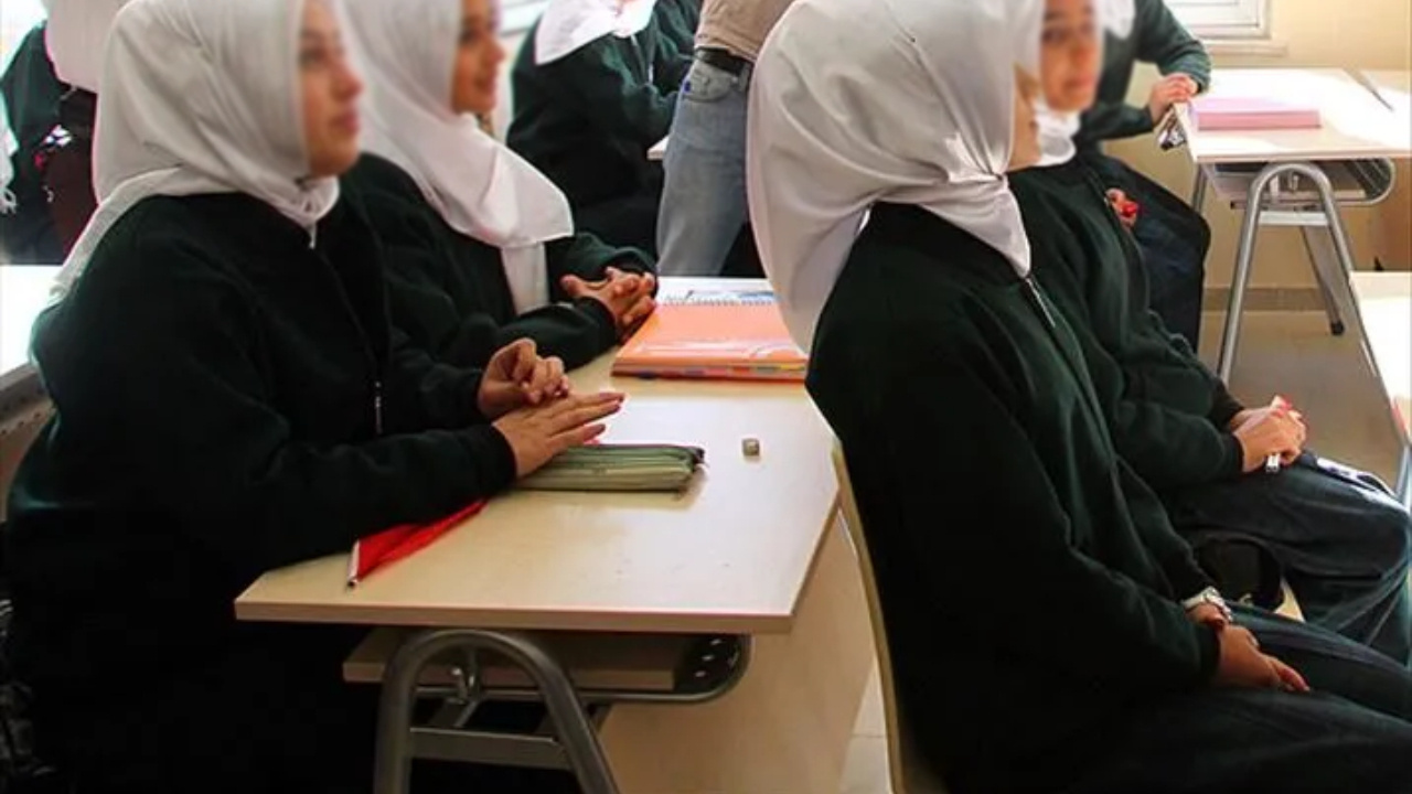 İmam Hatip’e gidene teşvik primi dönemi başladı: Para, Umre, İngiltere’de dil okulu Img